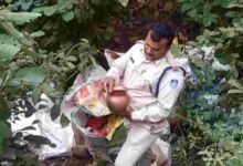 ओंकारेश्वर में जंगल से मिले हजारों तांबे के लोटे, श्रद्धा से जुड़ी वस्तुओं की चोरी पर हड़कंप ओंकारेश्वर में जंगल से मिले हजारों तांबे के लोटे, श्रद्धा से जुड़ी वस्तुओं की चोरी पर हड़कंप