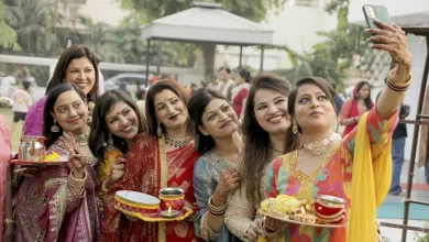 उत्तराखंड सरकार ने महिला कर्मचारियों को दिया करवा चौथ का तोहफा उत्तराखंड सरकार ने महिला कर्मचारियों को दिया करवा चौथ का तोहफा