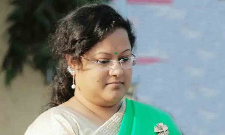 सौम्या चौरसिया पर 50 करोड़ की अवैध संपत्ति का आरोप सौम्या चौरसिया पर 50 करोड़ की अवैध संपत्ति का आरोप
