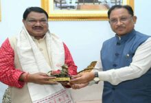 मुख्यमंत्री साय से केंद्रीय मंत्री जुएल ओराम की सौजन्य मुलाकात मुख्यमंत्री साय से केंद्रीय मंत्री जुएल ओराम की सौजन्य मुलाकात