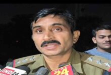 वकीलों के दबाव में TI हटाए गए