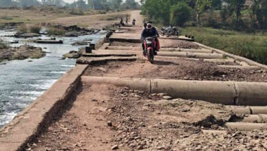 रबटा पुल की जर्जर हालत ने ग्रामीणों की जिंदगी को किया मुश्किल