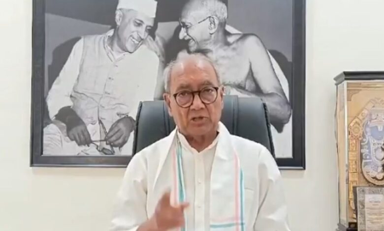 दिग्विजय सिंह का EVM पर विवादित बयान