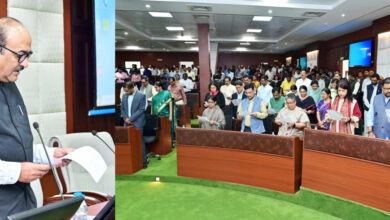 मंत्रालय में मुख्य सचिव ने मंत्रालयीन अधिकारियों को भारत के संविधान उद्देशिका का कराया सामूहिक वाचन