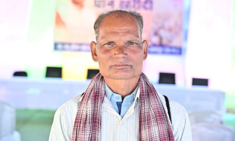 धान से मिले पैसों से खुद के लिए वाहन खरीदेंगे-किसान गंगाराम धान से मिले पैसों से खुद के लिए वाहन खरीदेंगे-किसान गंगाराम