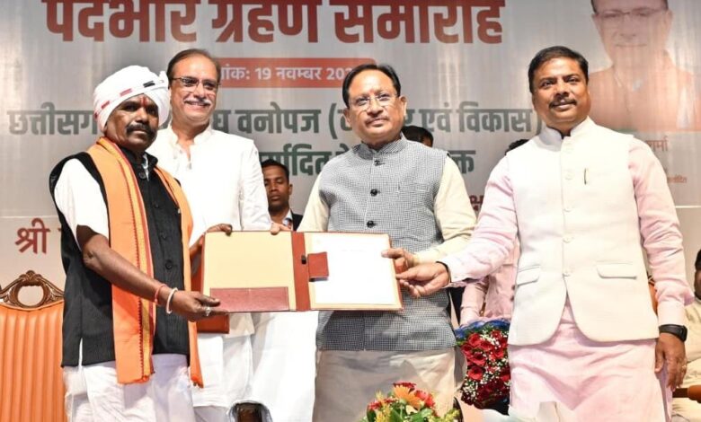 वनवासियों की आय बढ़ाने और उनके सर्वांगीण विकास के लिए हमारी सरकार प्रतिबद्ध : मुख्यमंत्री साय