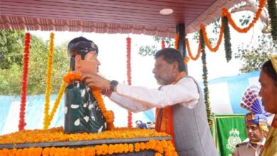 भाजपा प्रदेश अध्यक्ष देव ने शहीद देवेन्द्र कुमार सेठिया की प्रतिमा का किया अनावरण