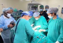 रायगढ़ मेडिकल कॉलेज में डेढ़ दशक से गले की बढ़ती गांठ से परेशान महिला का सफल ऑपरेशन