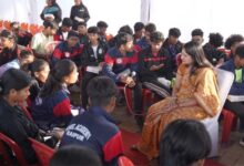 दो दिन में फुटबाल ग्राऊंड में गोलपोस्ट और बच्चों को जूते मिल जाना चाहिए, सोमवार को मैं स्वयं देखने आऊंगी – डॉ. वर्णिका