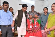 बाल दिवस पर मंत्री वर्मा बने बच्चों के प्रेरणास्रोत, दृष्टि एवं श्रवण बाधितार्थ विद्यालय में जगाई आत्मविश्वास की लौ