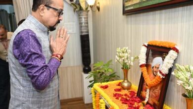 राज्यपाल डेका ने भगवान बिरसा मुंडा की जयंती पर किया नमन राज्यपाल डेका ने भगवान बिरसा मुंडा की जयंती पर किया नमन