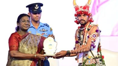 लोक कला महोत्सव में लिंगों घोटुल मांदरी नृत्य दल प्रथम, कोण्डागांव जिले का बढ़ाया मान