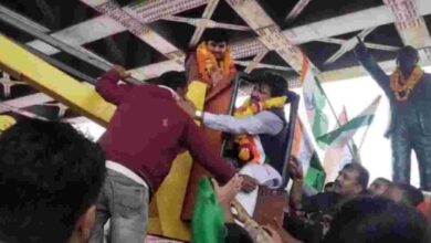 सतना में सांसद-कर्मचारी विवाद: कांग्रेस और बीजेपी आमने-सामने