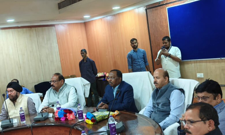 कृषि महाविद्यालय में पीएम मोदी के मन की बात 128वें संस्करण का भव्य प्रसारण