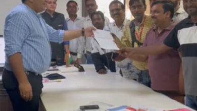 भाजपा जिला अध्यक्ष पर पत्रकार को धमकी देने का आरोप, कलेक्टर को सौंपा ज्ञापन भाजपा जिला अध्यक्ष पर पत्रकार को धमकी देने का आरोप, कलेक्टर को सौंपा ज्ञापन