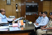 राज्यपाल डेका ने राजधानी की यातायात व्यवस्था और बढ़ती दुर्घटनाओं पर जताई चिंता