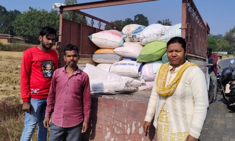 फोर्टिफाइड मिक्स्ड चावल का अवैध परिवहन करते पकड़ा गया ग्राम कृष्णपुर में फोर्टिफाइड मिक्स्ड चावल का अवैध परिवहन करते पकड़ा गया ग्राम कृष्णपुर में