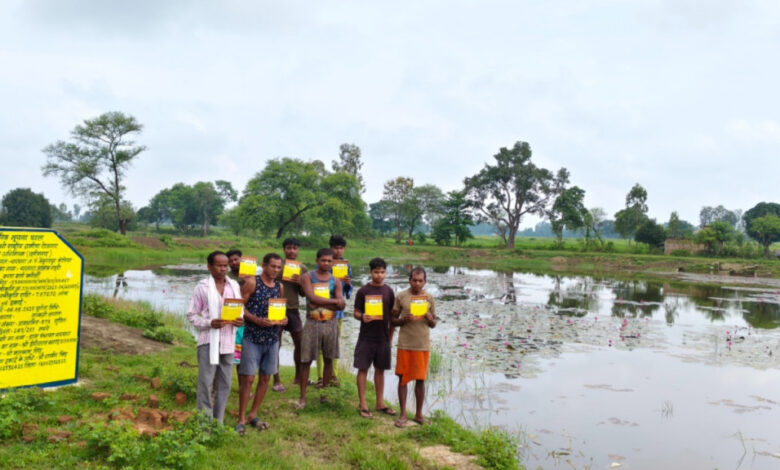 आधा दर्जन से अधिक किसानों के दस एकड़ खेतों में सिंचाई की मिली सुविधा आधा दर्जन से अधिक किसानों के दस एकड़ खेतों में सिंचाई की मिली सुविधा