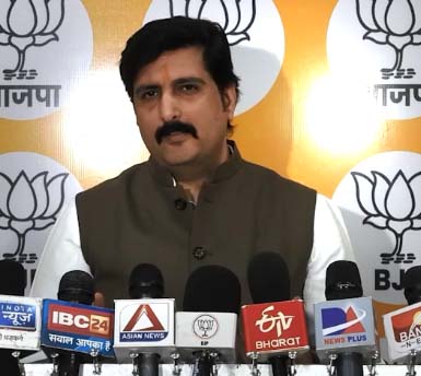 निवेश के लिए छत्तीसगढ़ बना आकर्षण का केंद्र : चिमनानी निवेश के लिए छत्तीसगढ़ बना आकर्षण का केंद्र : चिमनानी