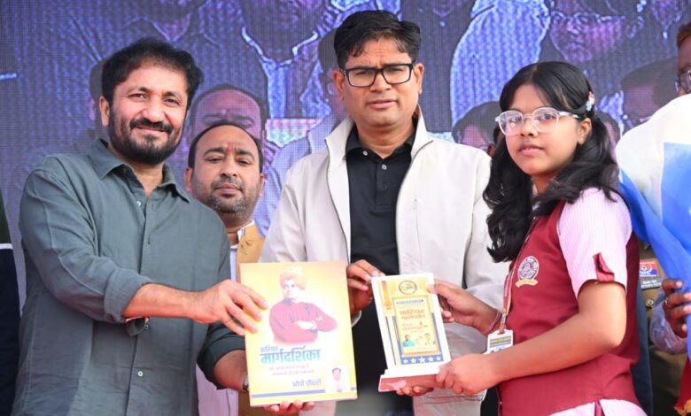 कठिनाइयां ही इंसान को मजबूत बनाती हैं: वित्त मंत्री चौधरी