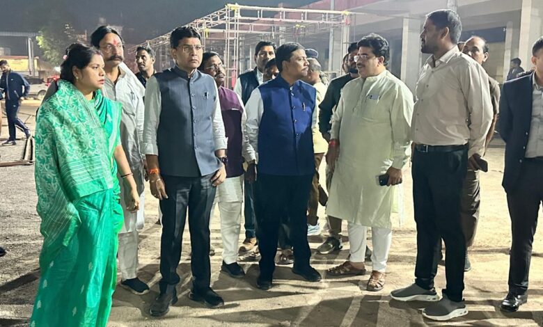 केंद्रीय कृषि मंत्री चौहान आएंगे 19 को, मंत्रीद्वय ने किया तैयारियों का अवलोकन केंद्रीय कृषि मंत्री चौहान आएंगे 19 को, मंत्रीद्वय ने किया तैयारियों का अवलोकन