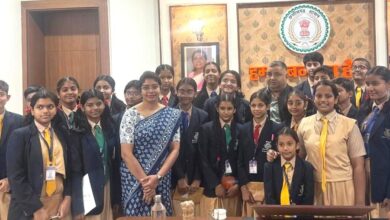 नवा रायपुर में बच्चों संग प्रेरक संवाद, बच्चों के रोचक सवालों का मंत्री अग्रवाल ने दिया जवाब नवा रायपुर में बच्चों संग प्रेरक संवाद, बच्चों के रोचक सवालों का मंत्री अग्रवाल ने दिया जवाब