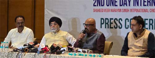 3 दिसंबर को भारत-दक्षिण अफ्रीका मैच..तैयारियों व टिकट बिक्री के संबंध में दी गई जानकारी 3 दिसंबर को भारत-दक्षिण अफ्रीका मैच..तैयारियों व टिकट बिक्री के संबंध में दी गई जानकारी