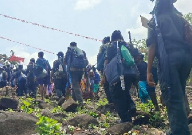 आंध्रप्रदेश में पुलिस ने बस्तर में सक्रिय 50 नक्सलियों को किया गिरफ्तार