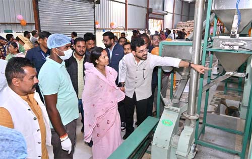 सूरजपुर में मीठा शक्ति आहार एवं पौष्टिक दलिया निर्माण संयंत्र शुरू