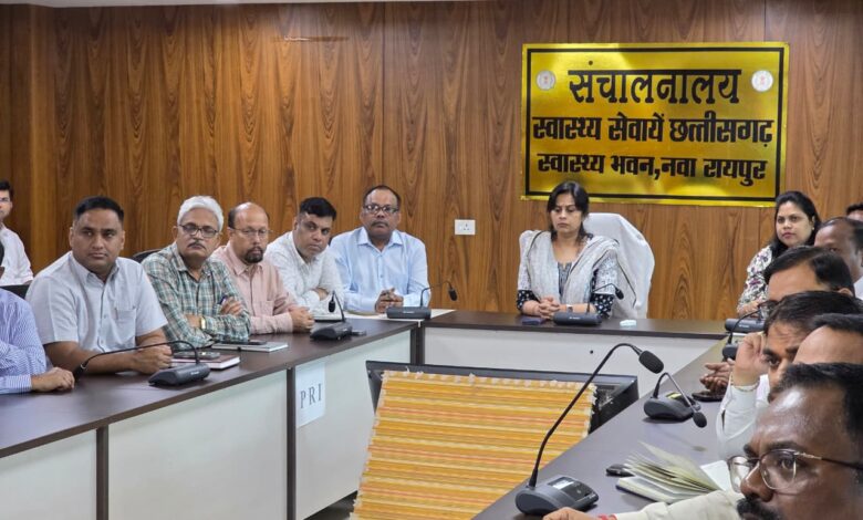 वंदे मातरम् के 150 वर्ष पूर्ण होने पर पूरे देश के साथ संचालनालय स्वास्थ्य में भी गूंजा राष्ट्रगीत वंदे मातरम् के 150 वर्ष पूर्ण होने पर पूरे देश के साथ संचालनालय स्वास्थ्य में भी गूंजा राष्ट्रगीत