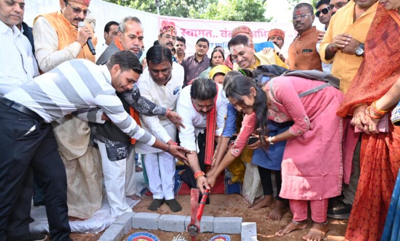 नौकरी पाने के लिए नहीं बल्कि जीवन बनाने के लिए प्राप्त करें ज्ञान – उपमुख्यमंत्री शर्मा नौकरी पाने के लिए नहीं बल्कि जीवन बनाने के लिए प्राप्त करें ज्ञान – उपमुख्यमंत्री शर्मा