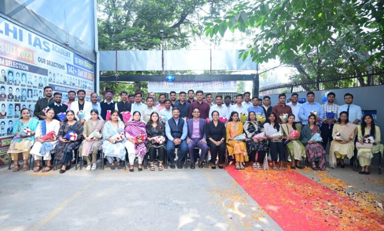 दिल्ली आईएएस एकेडमी ने रचा इतिहास, सीजीपीएससी -2024 में 153 चयन, प्रदेश टॉपर भी इसी संस्थान से