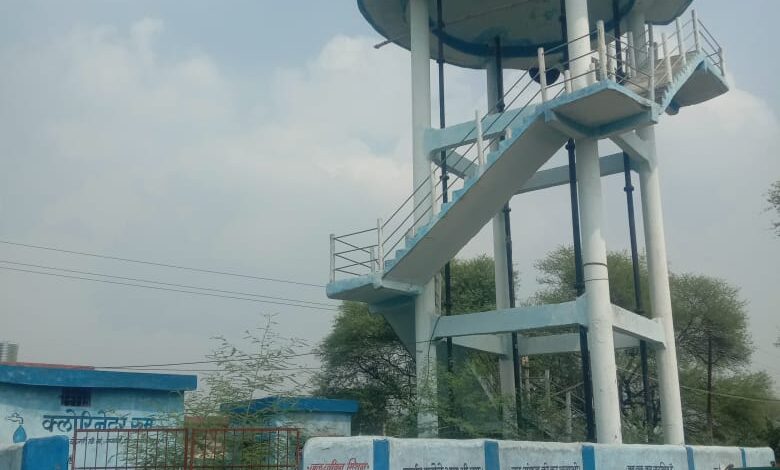दोजरी गांव में पानी टँकी बनी लेकिन तीन माह से पानी सप्लाई बंद