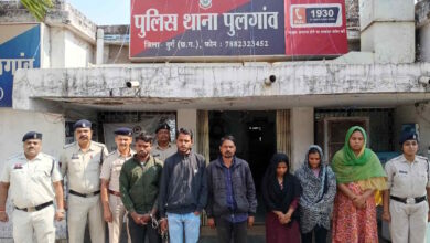 बैंक कर्मचारियों पर 85 लाख रुपए गबन का आरोप बैंक कर्मचारियों पर 85 लाख रुपए गबन का आरोप