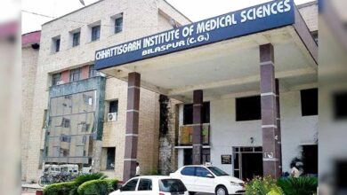 सिम्स कॉलेज में 25 छात्रों का हॉस्टल से निष्कासन