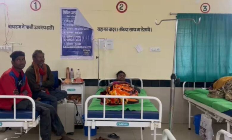 खैरागढ़ में जल संकट गहरा: दूषित पानी से पसरा बीमारी का कहर खैरागढ़ में जल संकट गहरा: दूषित पानी से पसरा बीमारी का कहर