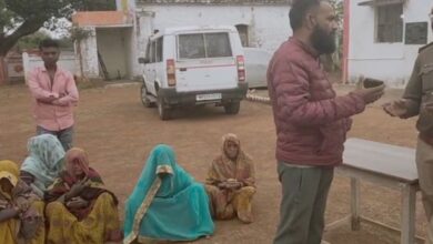 सागर के आदिवासी मजदूर कर्नाटक में बंधक वीडियो से मांगी मदद