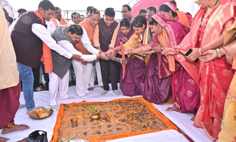 प्रदेश में हो रहे चहुमुखी विकास का हर वर्ग को मिल रहा है लाभ – मंत्री वर्मा