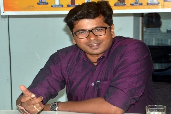 श्रम कानूनों का गंभीरता से पालन सुनिश्चित कराएं, -सचिव, सह-श्रमायुक्त गुप्ता ने अनुपस्थित श्रम अधिकारी को नोटिस जारी दिए निर्देश श्रम कानूनों का गंभीरता से पालन सुनिश्चित कराएं, -सचिव, सह-श्रमायुक्त गुप्ता ने अनुपस्थित श्रम अधिकारी को नोटिस जारी दिए निर्देश