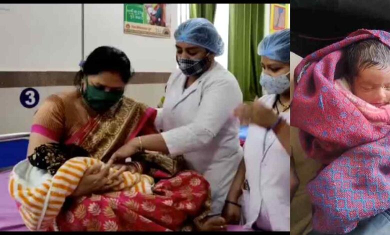 जामुल में खंडहर से नवजात बच्ची मिली, पुलिस ने किया अस्पताल में भर्ती जामुल में खंडहर से नवजात बच्ची मिली, पुलिस ने किया अस्पताल में भर्ती