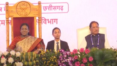 राष्ट्रपति द्रौपदी मुर्मू ने अंबिकापुर में जनजातीय गौरव दिवस में किया हिस्सा राष्ट्रपति द्रौपदी मुर्मू ने अंबिकापुर में जनजातीय गौरव दिवस में किया हिस्सा