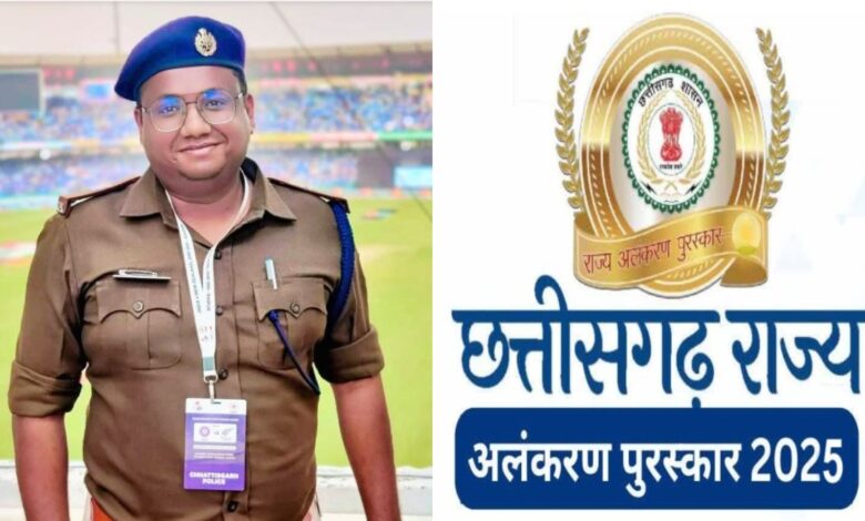 शौर्य पदक से 14 पुलिसकर्मियों का सम्मान शौर्य पदक से 14 पुलिसकर्मियों का सम्मान