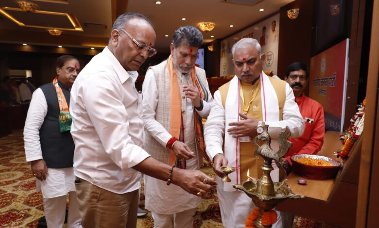 एसआईआर को जन आंदोलन बनाए – शिवप्रकाश एसआईआर को जन आंदोलन बनाए – शिवप्रकाश