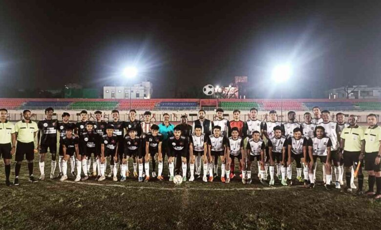 फुटबॉल लीग के तीसरे राउंड में रोमांचक मुकाबले फुटबॉल लीग के तीसरे राउंड में रोमांचक मुकाबले