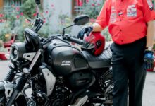 सीएम ने बाइक चलाकर दिया युवाओं को सुरक्षित ड्राइविंग का संदेश