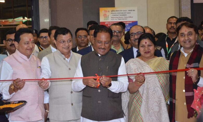 अंतरराष्ट्रीय व्यापार मेले में मुख्यमंत्री साय ने छत्तीसगढ़ पेवेलियन का किया अवलोकन