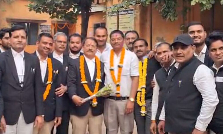 छठवीं बार प्रणीश बने बेमेतरा बार एसोसिएशन के अध्यक्ष, विवेक उपाध्यक्ष छठवीं बार प्रणीश बने बेमेतरा बार एसोसिएशन के अध्यक्ष, विवेक उपाध्यक्ष