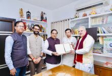 संविधान का सम्मान व पालन करना हम सब का कर्तव्य – जम्वाल