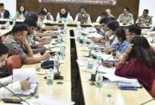 अपर मुख्य सचिव गृह ने ली एलडब्ल्यूई जिलों में विकास कार्यों व शासकीय योजनाओं के क्रियान्वयन की समीक्षा बैठक