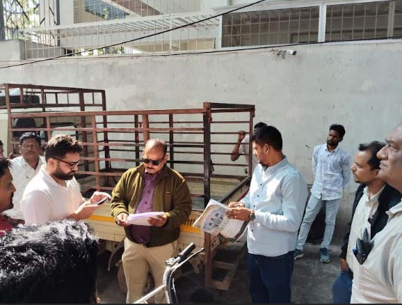 पोरवाल किचन को बिना किसी वैध दस्तावेज के व्यवसायिक उपयोग किये जाने पर किया सीलबंद